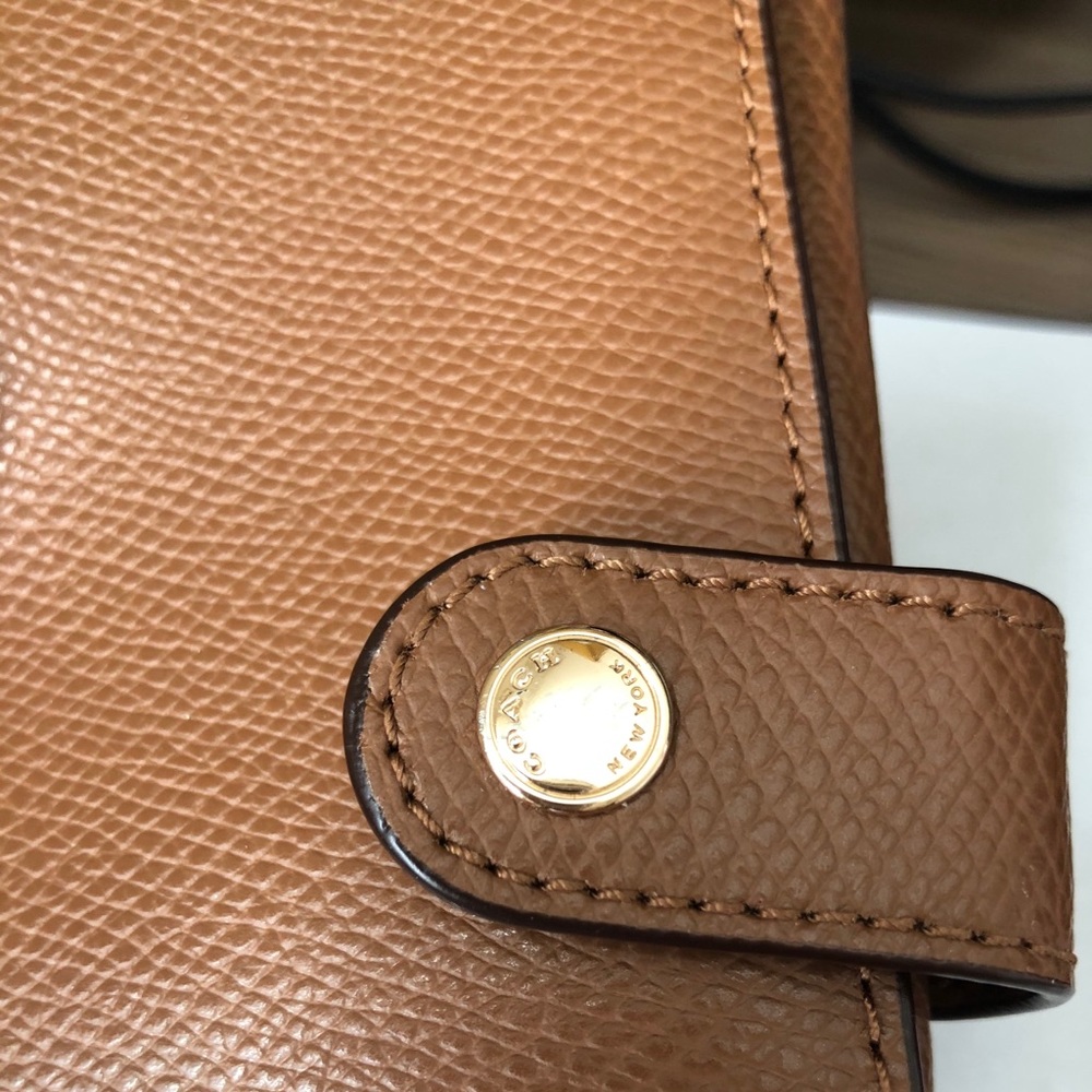 Coach wristlet - Picture 3 of 4
